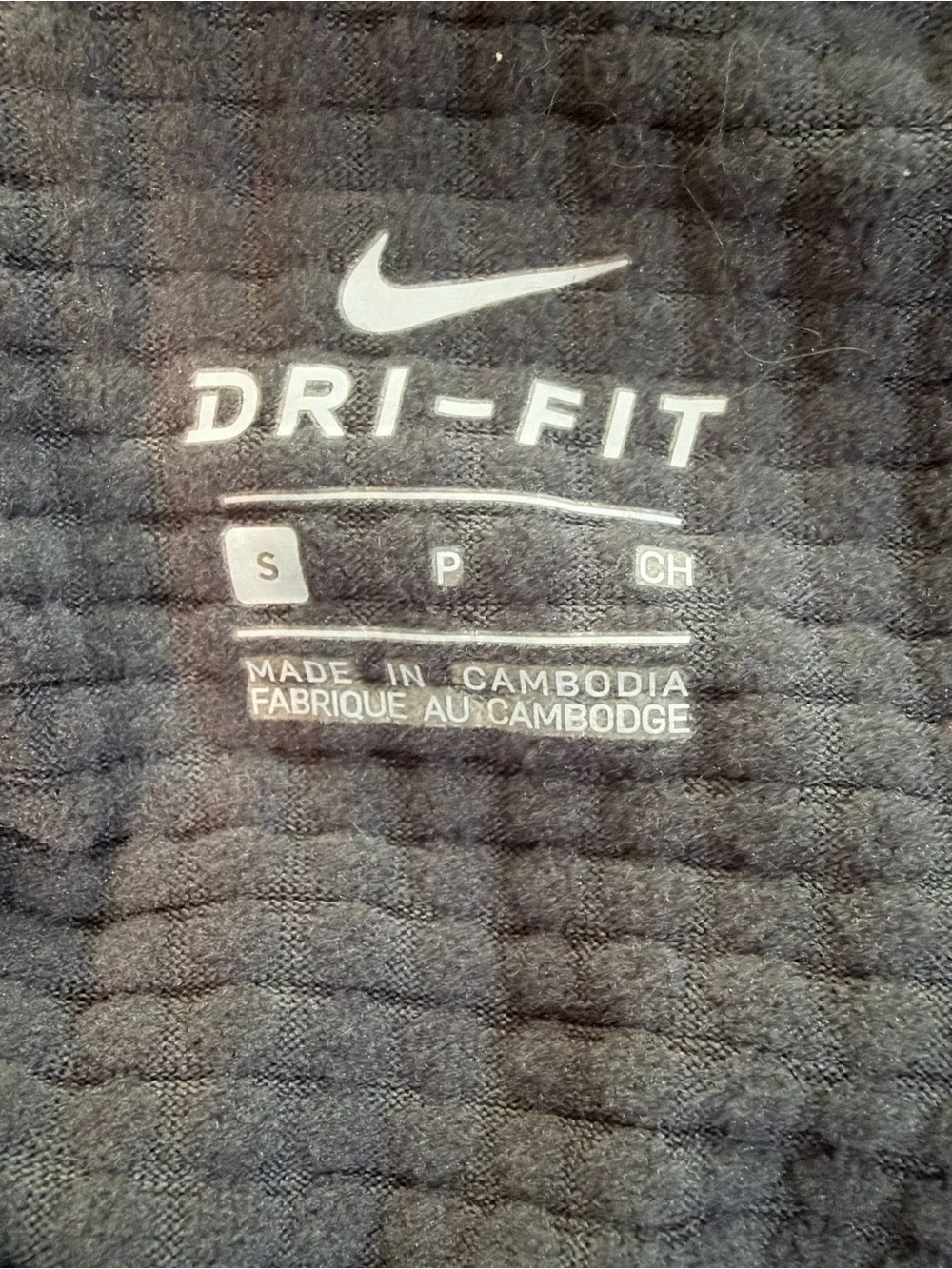 Nike Therma-FIT Sphere Element 1/2-Zip Long Sleeve Pullover. Small